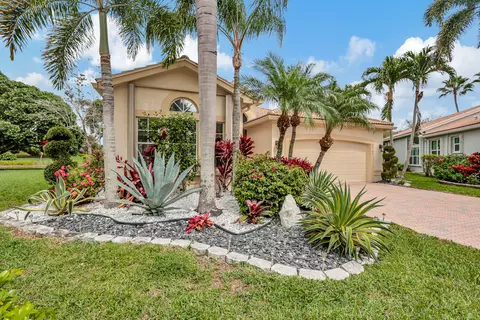8765 Laguna Royale Pt, Lake Worth, FL 33467