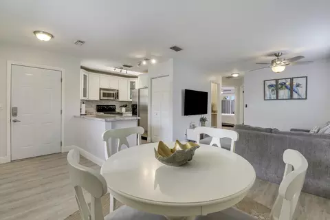 6029 Eberts St, Jupiter, FL 33458 photo 5