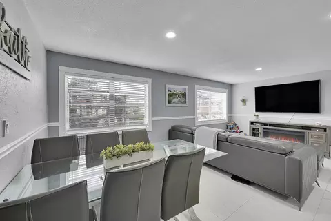 1350 W 53rd St #17, Hialeah, FL 33012 photo 8