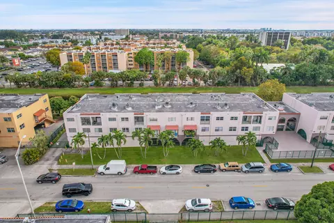 1350 W 53rd St #17, Hialeah, FL 33012 photo 22