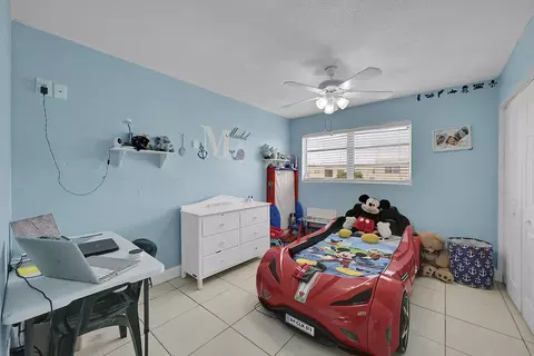 1350 W 53rd St #17, Hialeah, FL 33012 photo 14