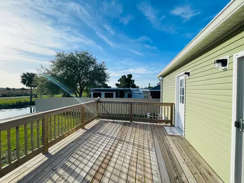 1121 Orange Loop, Okeechobee, FL 34974 photo 10