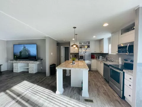 1121 Orange Loop, Okeechobee, FL 34974 photo 4
