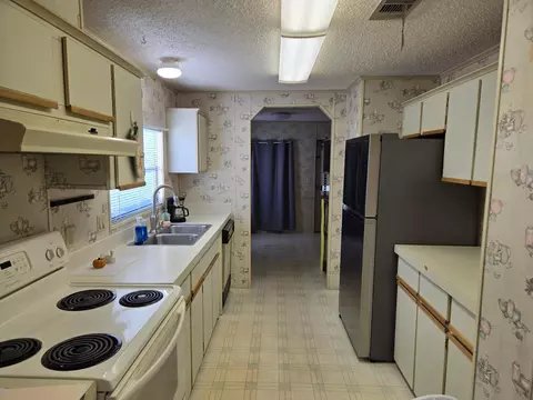 1244 8th St, Okeechobee, FL 34974 photo 5
