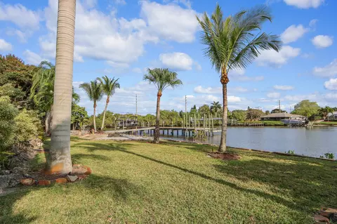 609 SW Overlook Dr, Stuart, FL 34994 photo 39