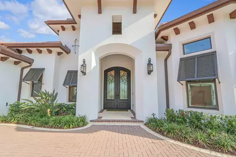 609 SW Overlook Dr, Stuart, FL 34994 photo 4