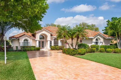 420 SW Crabapple Cv, Port Saint Lucie, FL 34986