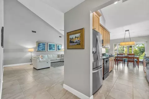 222 Cape Pointe Cir, Jupiter, FL 33477 photo 2