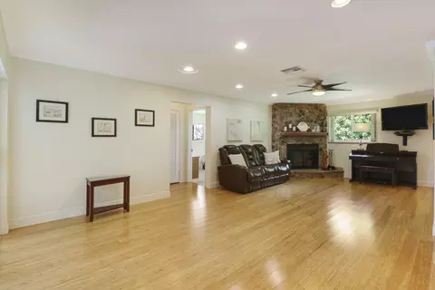 147 Gulfstream Dr, Tequesta, FL 33469 photo 36