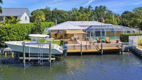 147 Gulfstream Dr, Tequesta, FL 33469 photo 9