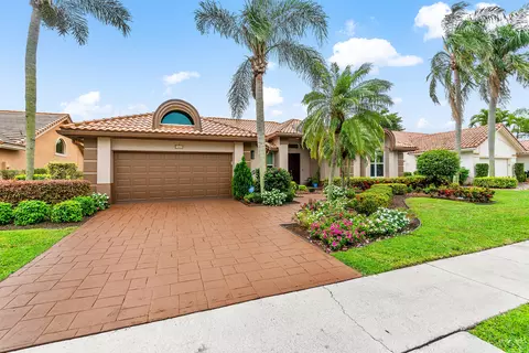 7668 Dorchester Rd, Boynton Beach, FL 33472