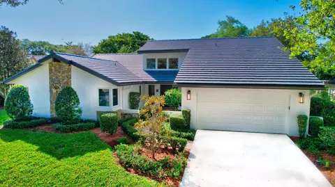 2360 NW 38th St, Boca Raton, FL 33431