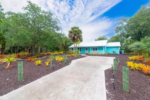 5032 SE Pompano Ter, Stuart, FL 34997