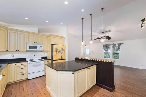 5032 SE Pompano Ter, Stuart, FL 34997 photo 10