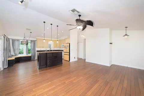 5032 SE Pompano Ter, Stuart, FL 34997 photo 9