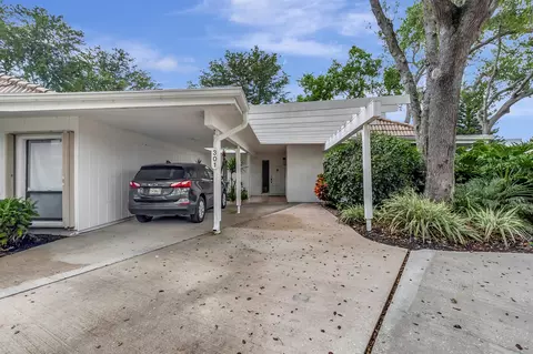 301 Bridgewood Ct #301, Boca Raton, FL 33434