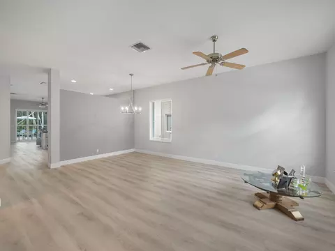 2432 SE Springtree Pl, Stuart, FL 34997 photo 7