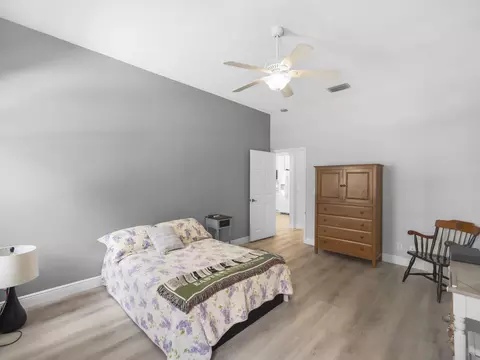 2432 SE Springtree Pl, Stuart, FL 34997 photo 14