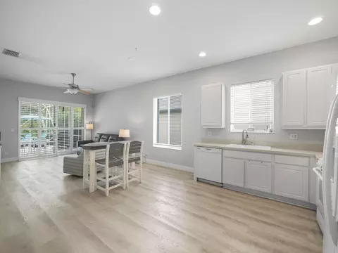 2432 SE Springtree Pl, Stuart, FL 34997 photo 10