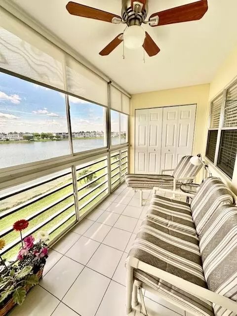 4084 Exeter E, Boca Raton, FL 33434 photo 9