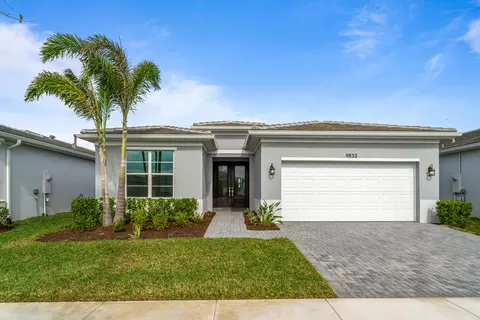 9833 SW Isabelline Dr, Port Saint Lucie, FL 34987