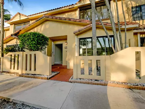 3949 NW 94th Ter #3949, Sunrise, FL 33351