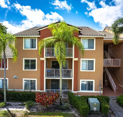 3880 Lyons Rd #203-7, Coconut Creek, FL 33073 photo 10