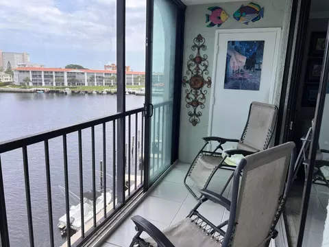 1631 Riverview Rd #507, Deerfield Beach, FL 33441