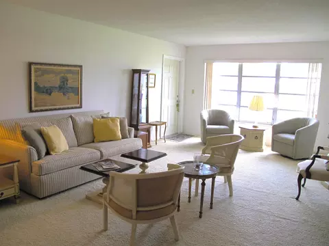 220 E High Point Ct E #C, Delray Beach, FL 33445 photo 5