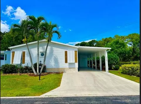 4324 SE Sweetwood Way, Stuart, FL 34997