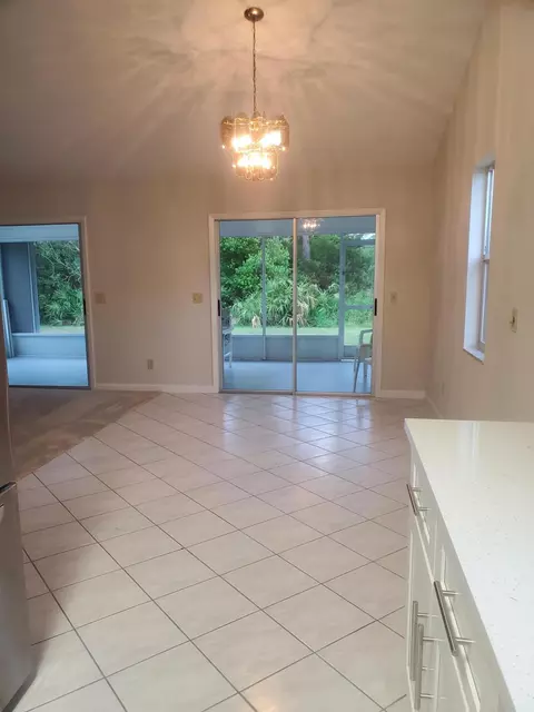 6960 SE Lillian Ct, Stuart, FL 34997 photo 6