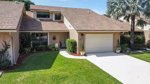 11894 Donlin Dr, Wellington, FL 33414