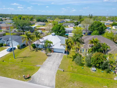 526 NW Bayshore Blvd, Port Saint Lucie, FL 34983