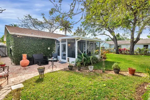 710 Cree St, Jupiter, FL 33458 photo 14