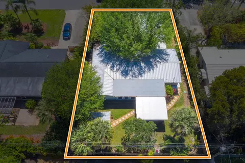 338 SW Winnachee Dr, Stuart, FL 34994 photo 4