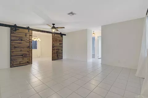 366 Maple Ave, Tequesta, FL 33469 photo 11