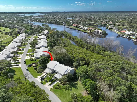 8886 SE Riverfront Ter, Jupiter, FL 33469 photo 5