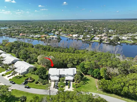 8886 SE Riverfront Ter, Jupiter, FL 33469 photo 4