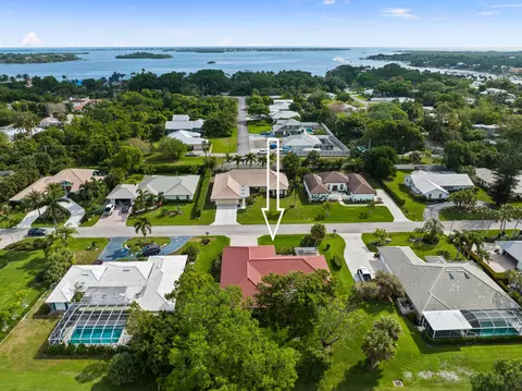 4103 SE Fairway E, Stuart, FL 34997 photo 2