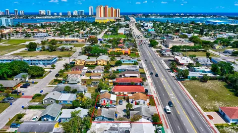 150 W Blue Heron Blvd, Riviera Beach, FL 33404