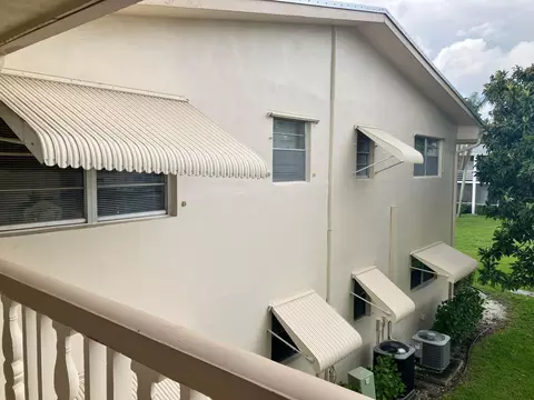 112 Coventry E, West Palm Beach, FL 33417 photo 3