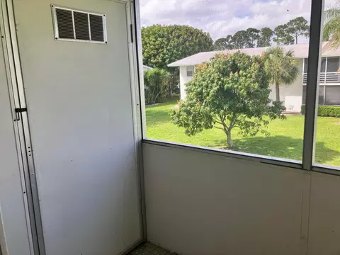 112 Coventry E, West Palm Beach, FL 33417 photo 29