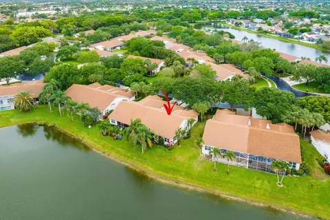 7392 Rockbridge Cir, Lake Worth, FL 33467