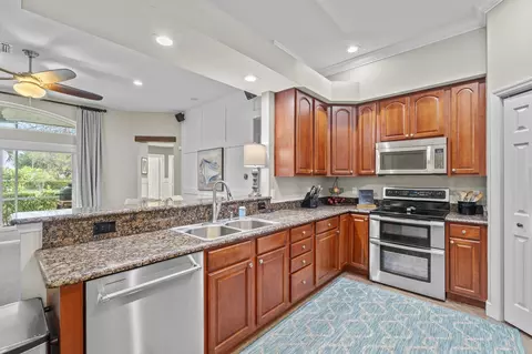 272 Clocktower Dr, Jupiter, FL 33458 photo 16