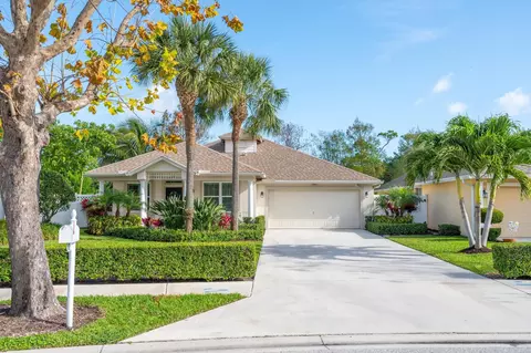 272 Clocktower Dr, Jupiter, FL 33458 photo 2