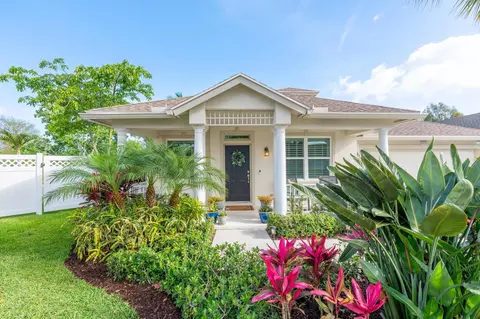 272 Clocktower Dr, Jupiter, FL 33458