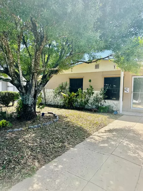 1911 Avenue O Ave, Fort Pierce, FL 34950
