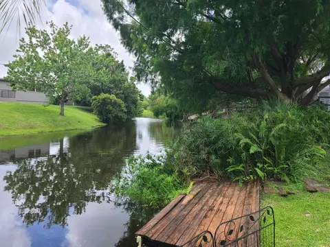 496 SE Cardinal Trl, Stuart, FL 34997 photo 9