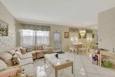 4007 Exeter A, Boca Raton, FL 33434 photo 9