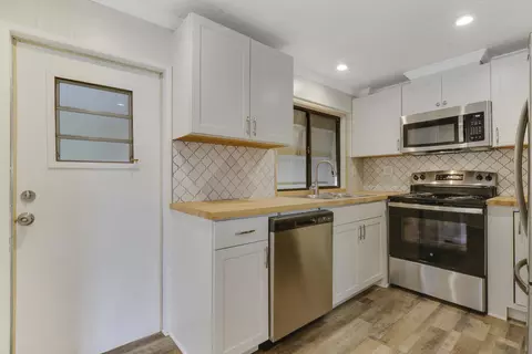 2719 SW Thunderbird Trl, Stuart, FL 34997 photo 6